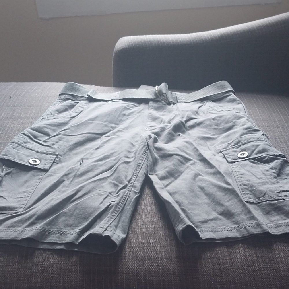 Men's Charcoal Cargo Shorts